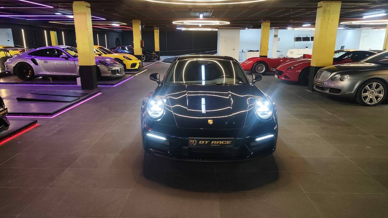 Porsche 911 Carrera
